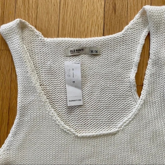 Old Navy Textured Knit Scoop-Neck White Tank Top Size M - Picture 3 of 6